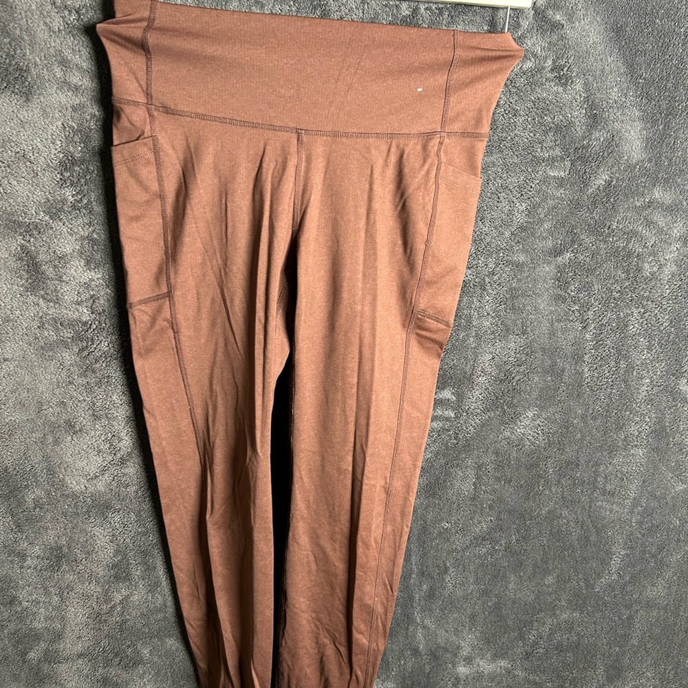 Mondetta Chocolate Performance Leggings